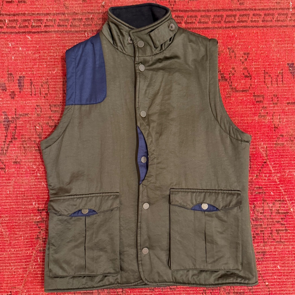 Descendant of Thieves “Fight Night Vest”
